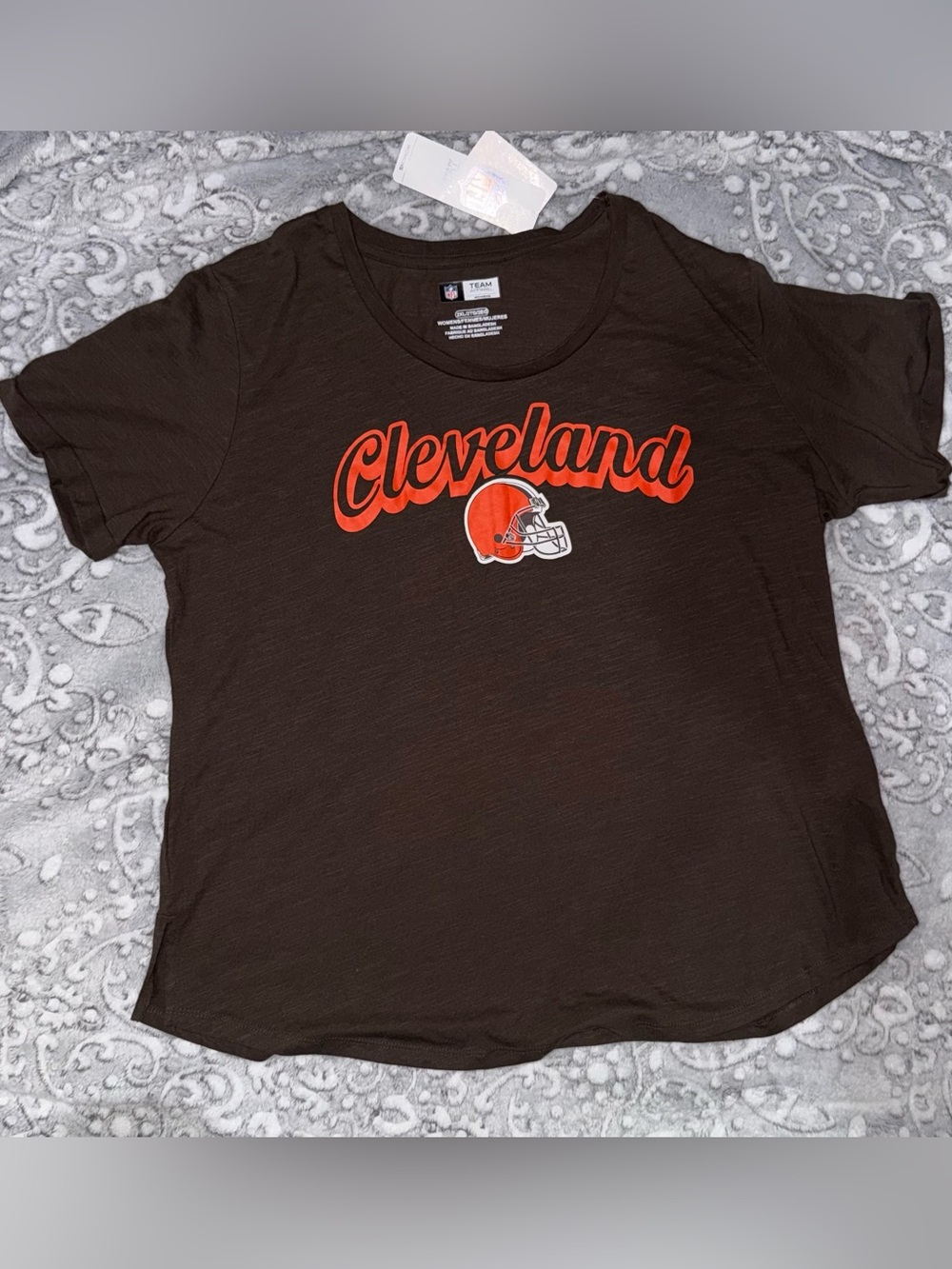 🏈 Cleveland Browns Women’s T-Shirt — 2XL — NWT